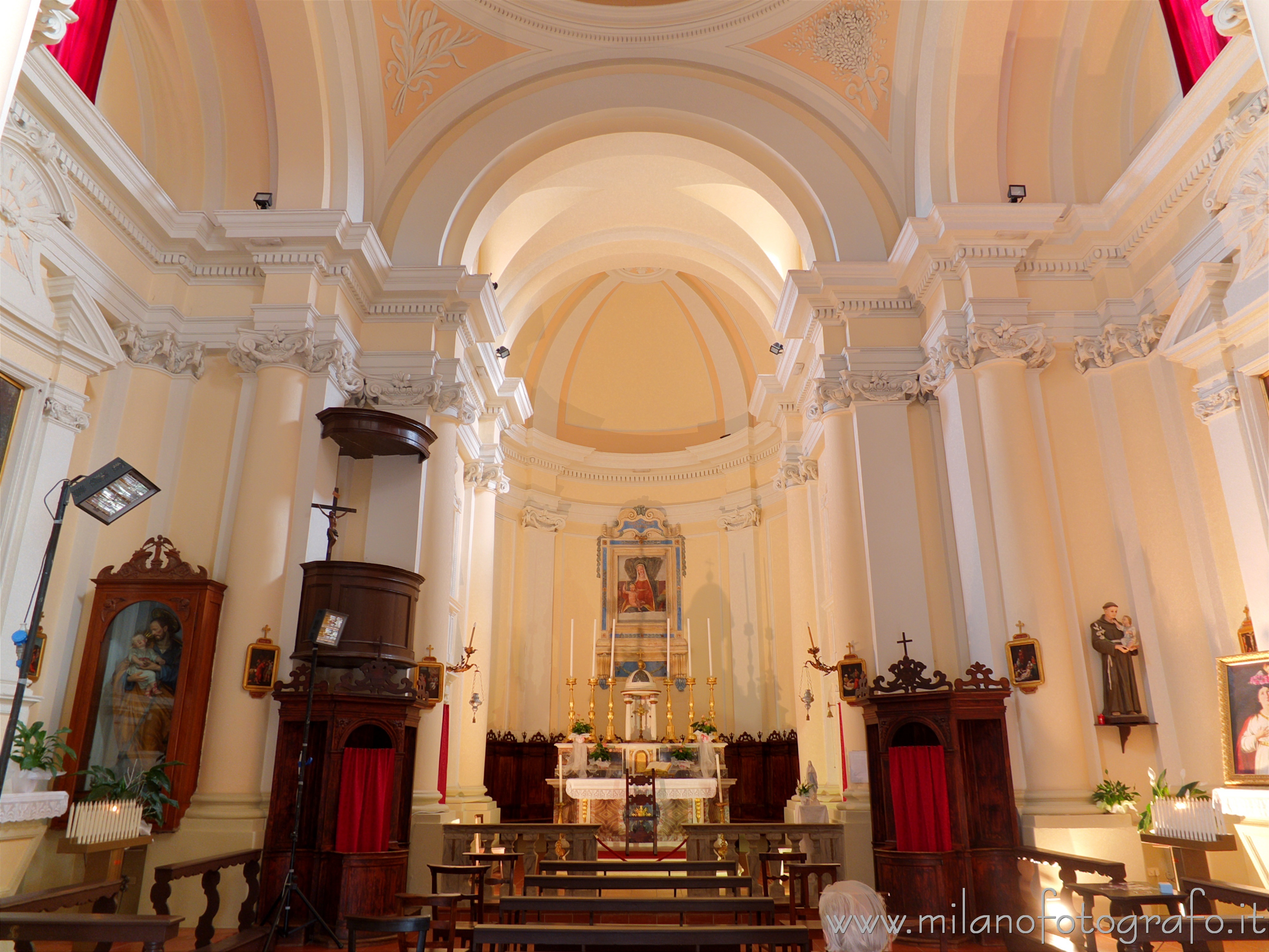 San Giovanni in Marignano (Rimini, Italy) - Interior of the Church of Santa Lucia